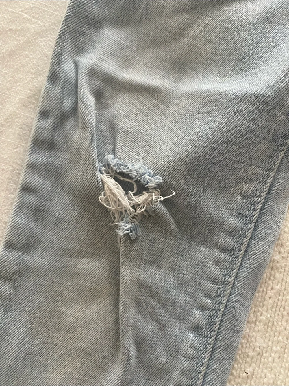 Old Navy Light Blue Kids 4T Boyfriend loose fit Distressed Jeans